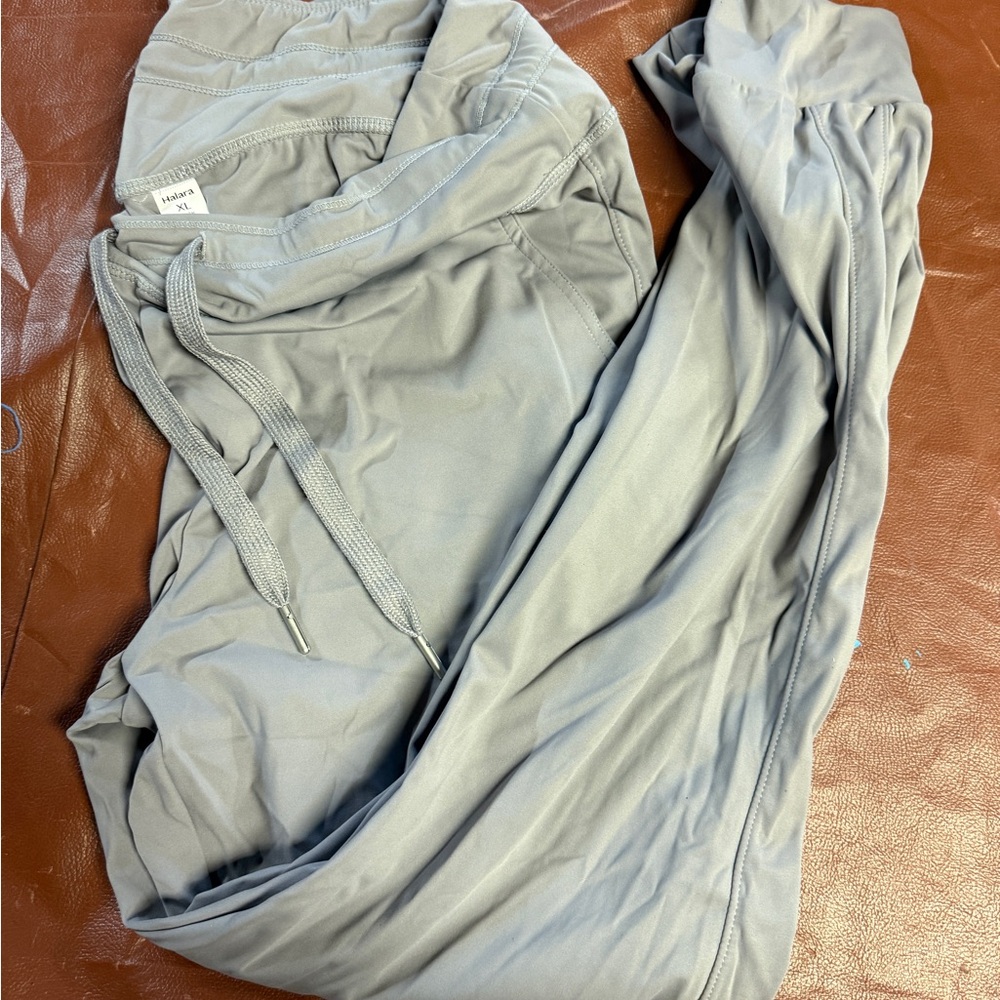 HALARA Light Gray Track Pants
